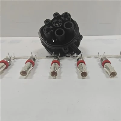 Conectores de crimpado eléctricos para automóviles