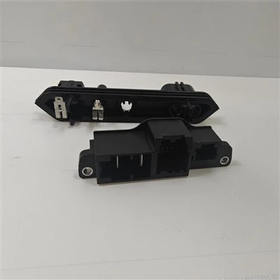 Pasadores del mazo de cables automotrices